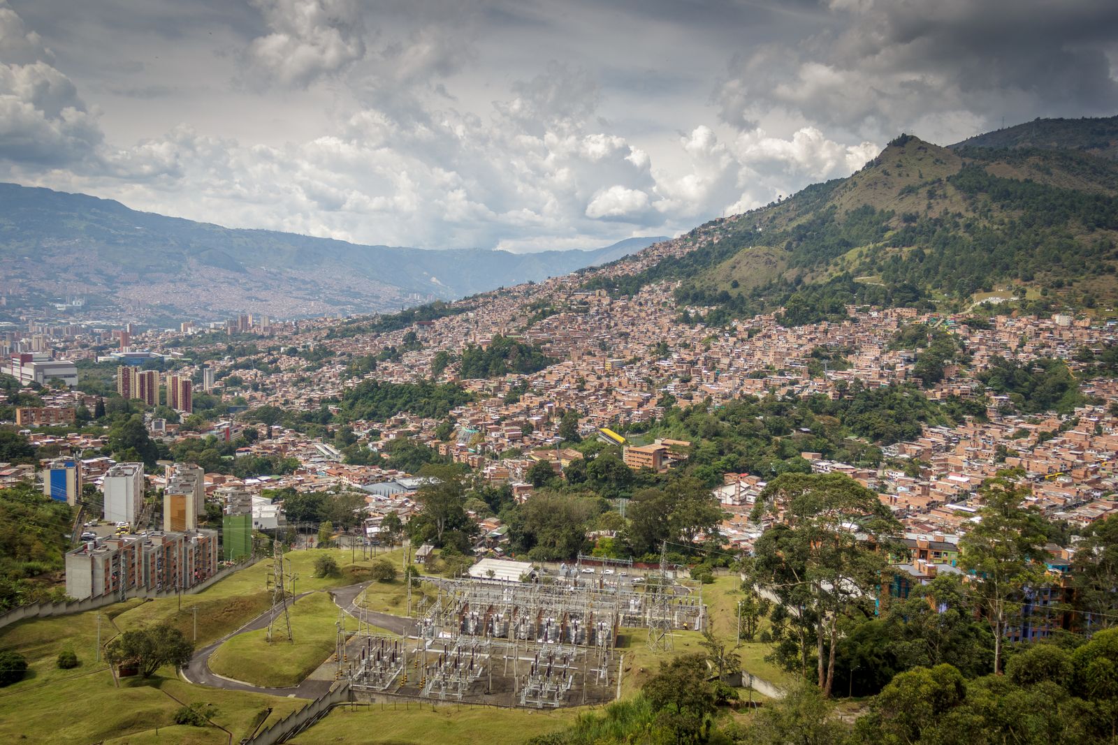 Robledo-area residential fallback — Pexels